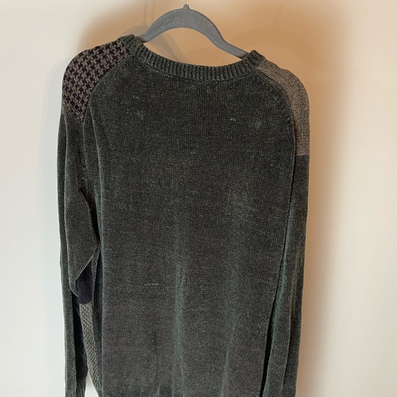 Oversized Sweater - Picture 2 of 3